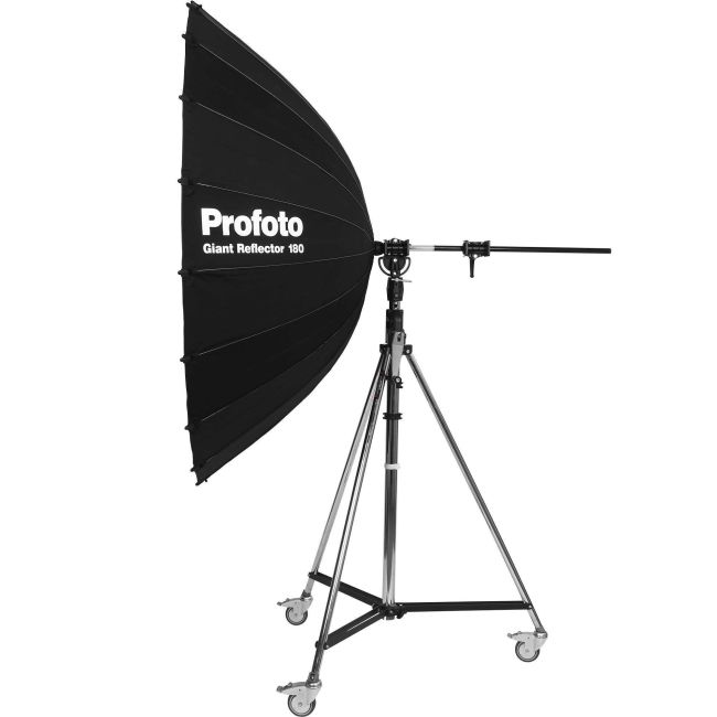 100318 B Profoto Giant Reflector 180 Profile Left